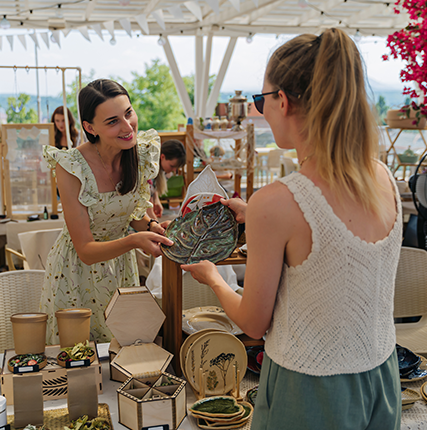 Art and handicraft markets